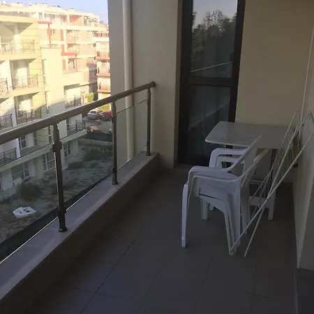 Apartament Aven House *