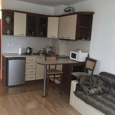 Aven House Apartament Słoneczny Brzeg